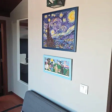 Delux Side Πανσιόν Λεϊρία